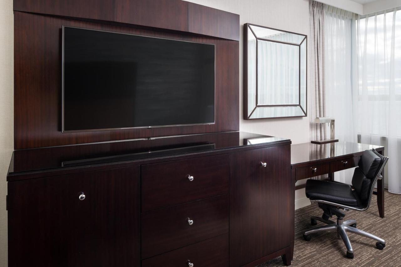 Hotel The Westin Washington National Harbor Exterior foto