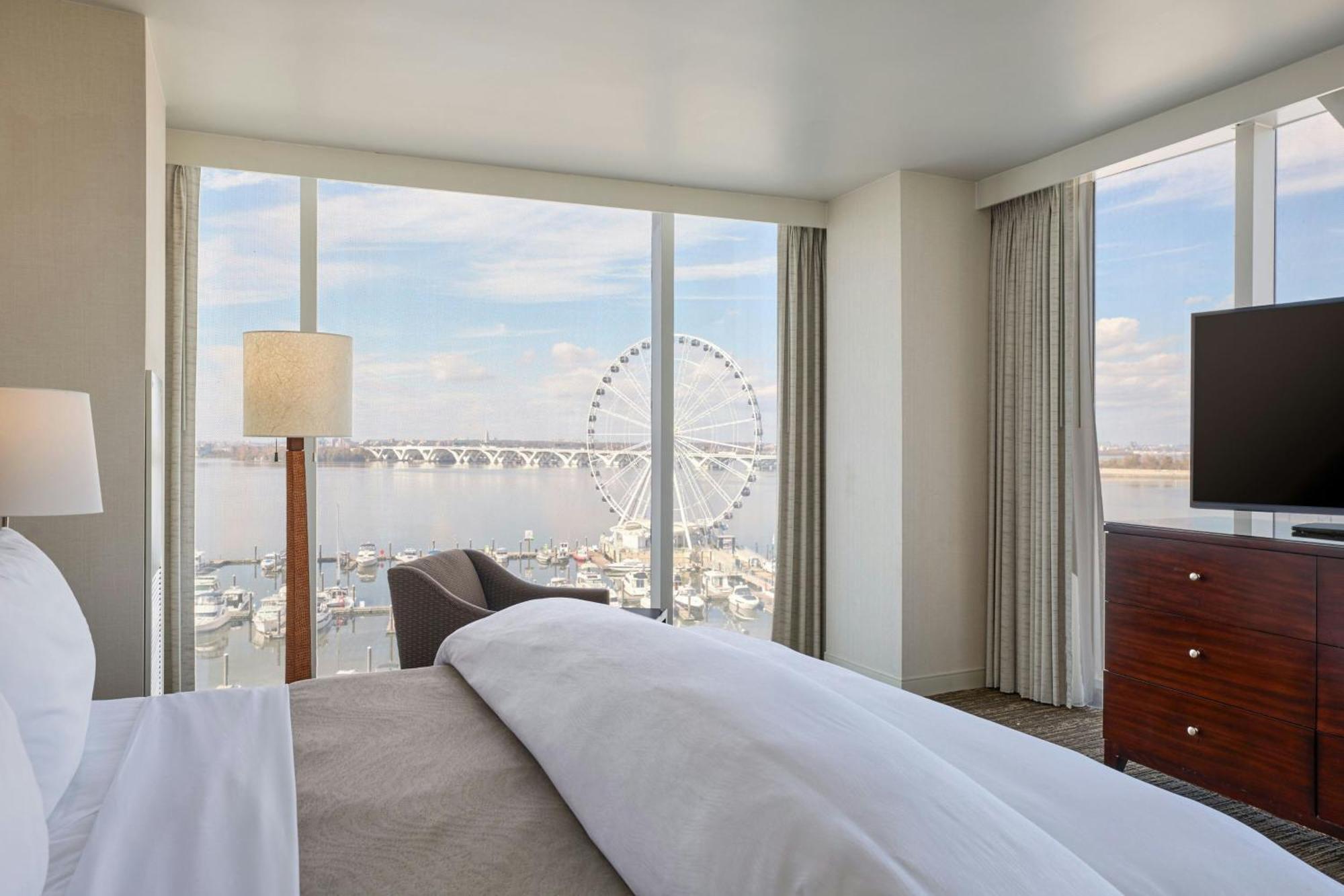 Hotel The Westin Washington National Harbor Exterior foto